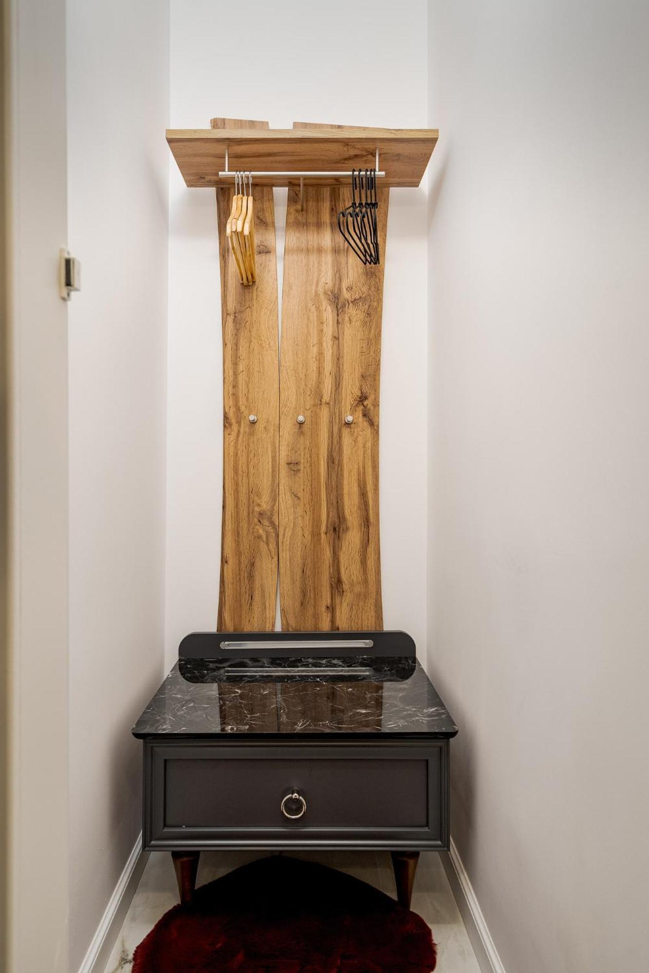 Cooper And Wood Elegance Orizont Galleries Bucureşti Exterior foto